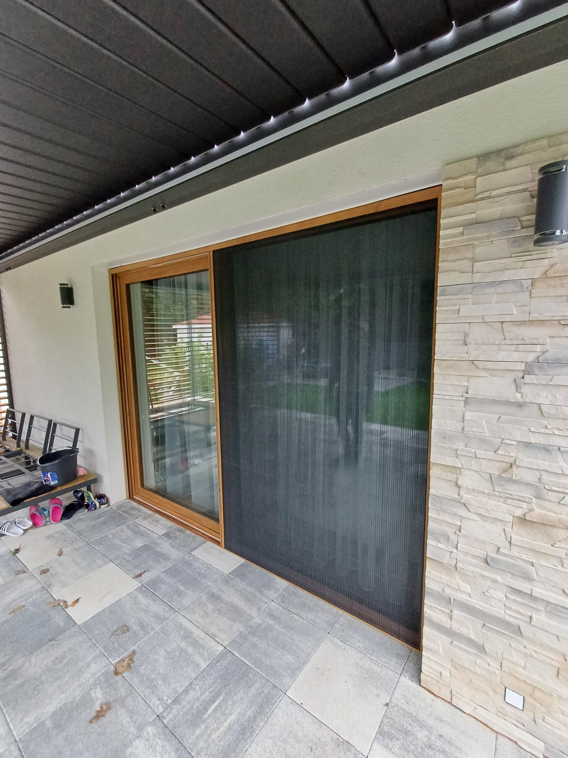 moskitiery plisowane czarna